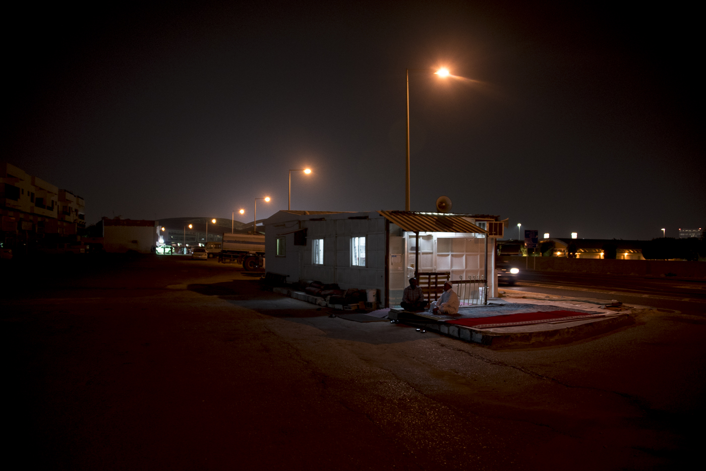 Al Rayyan, Qatar night mosque trailer